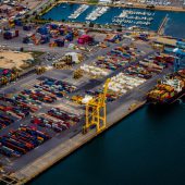 In February, the throughput of nine of the top ten ports in the United States decreased, while the Port of Los Angeles experienced a year-on-year drop of 43%