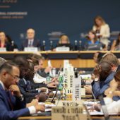 世貿組織下調2023年貿易增長預測